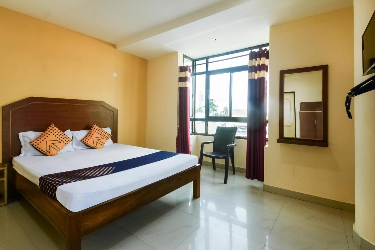 SPOT ON 74793 Hotel Sai Sudha Puri Buitenkant foto