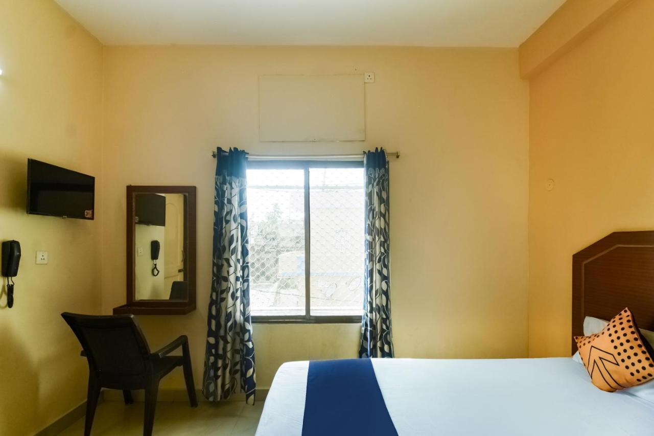 SPOT ON 74793 Hotel Sai Sudha Puri Buitenkant foto